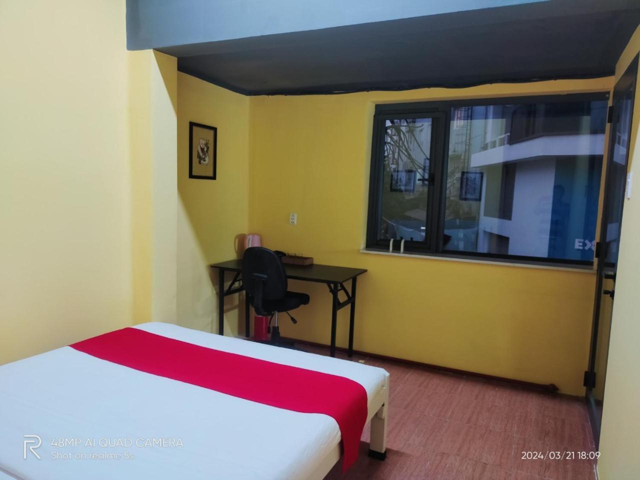 Shusimi House & Boutique Near Tan Son Nhat Airport 胡志明市 外观 照片